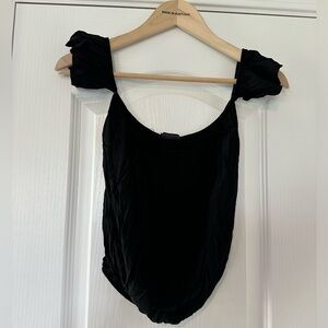 Brandy Melville crop with arm cuff sleeves